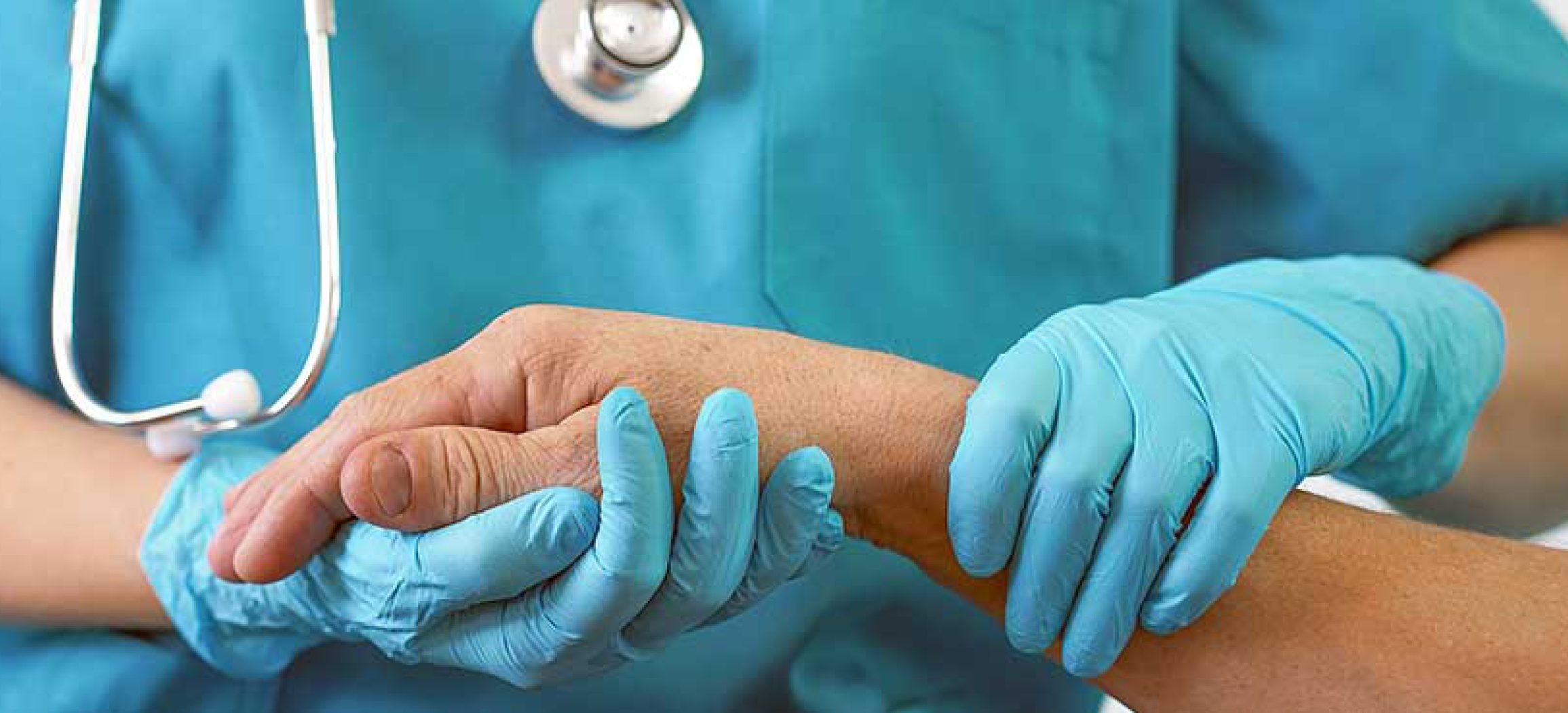 Νέα Νομοθεσία Βάζει Κανόνες, Δικαιώματα και Εποπτεία στην Ανακουφιστική Φροντίδα