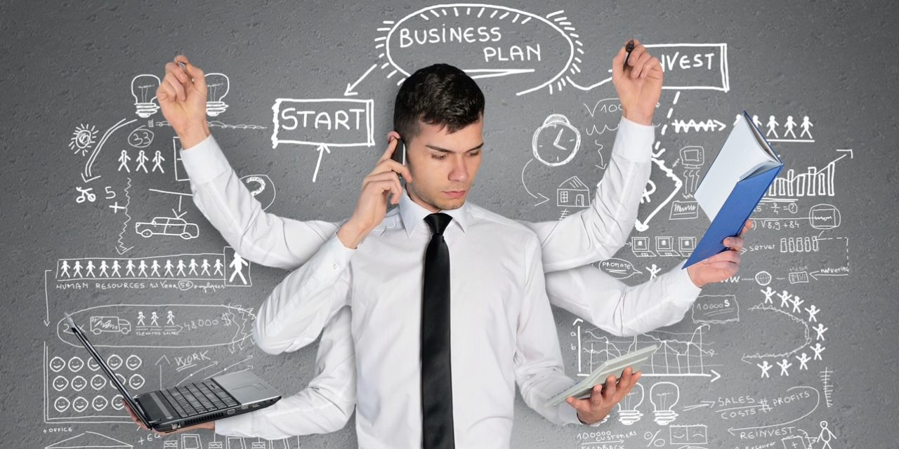 Οι Σπάνιοι T-Shaped Professionals και Γιατί είναι Περιζήτητοι στις Επιχειρήσεις.