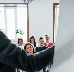 A/B Testing: Η Ψευδαίσθηση του «Ακόμα Περισσότερα Δεδομένα» & Πώς να Παίρνετε Γρηγορότερες Αποφάσεις