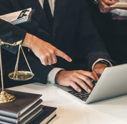 Μιλήστε στον Εγκέφαλο του Αναγνώστη: Σύγχρονο Επιχειρηματικό Γράψιμο